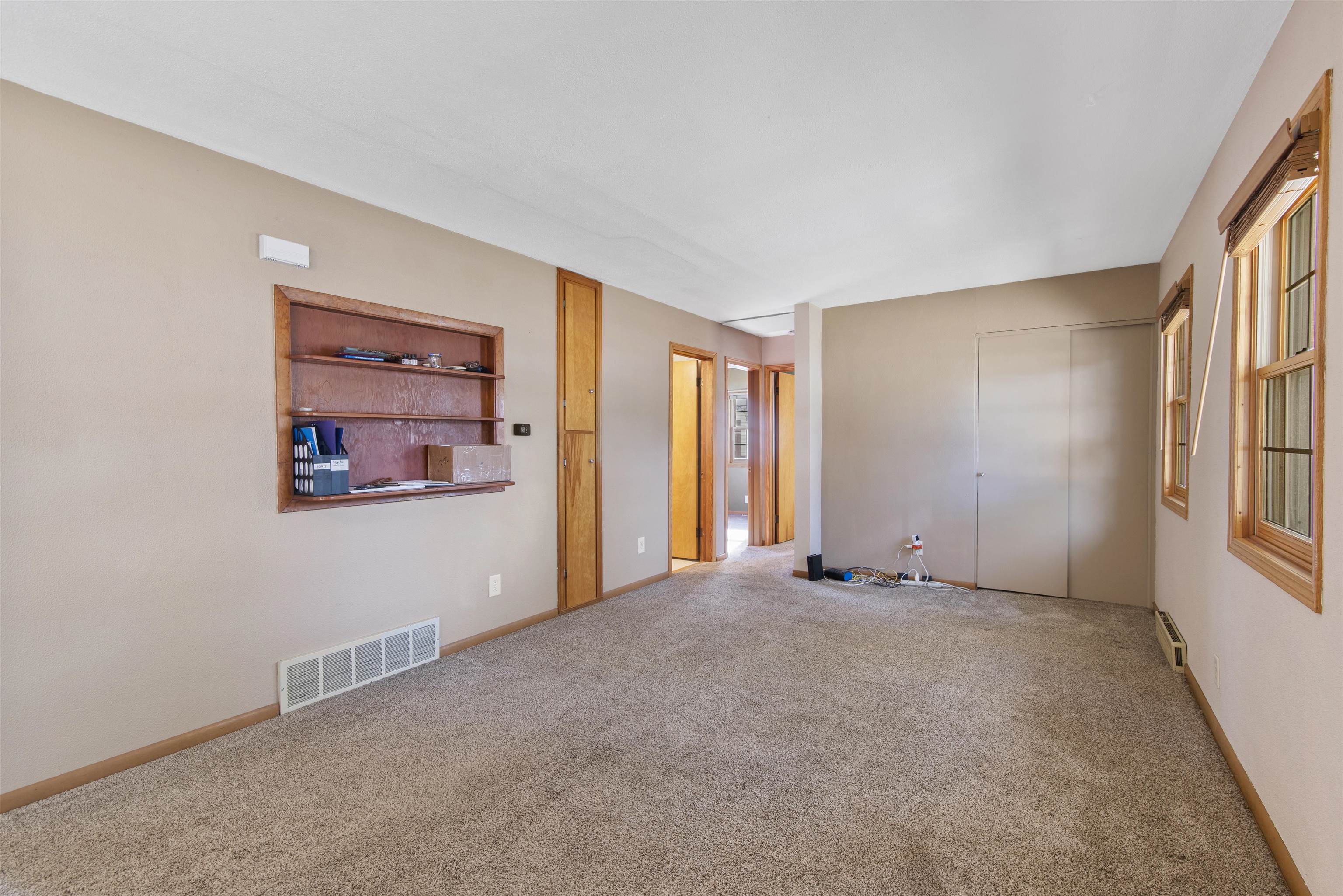 Janesville, Wisconsin 53548, United States, 2 Bedrooms Bedrooms, ,1 BathroomBathrooms,Residential,Active,239941