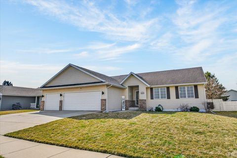 Photo of 4254 Baybrook Drive, Janesville, WI 53546 (MLS # 2019047)