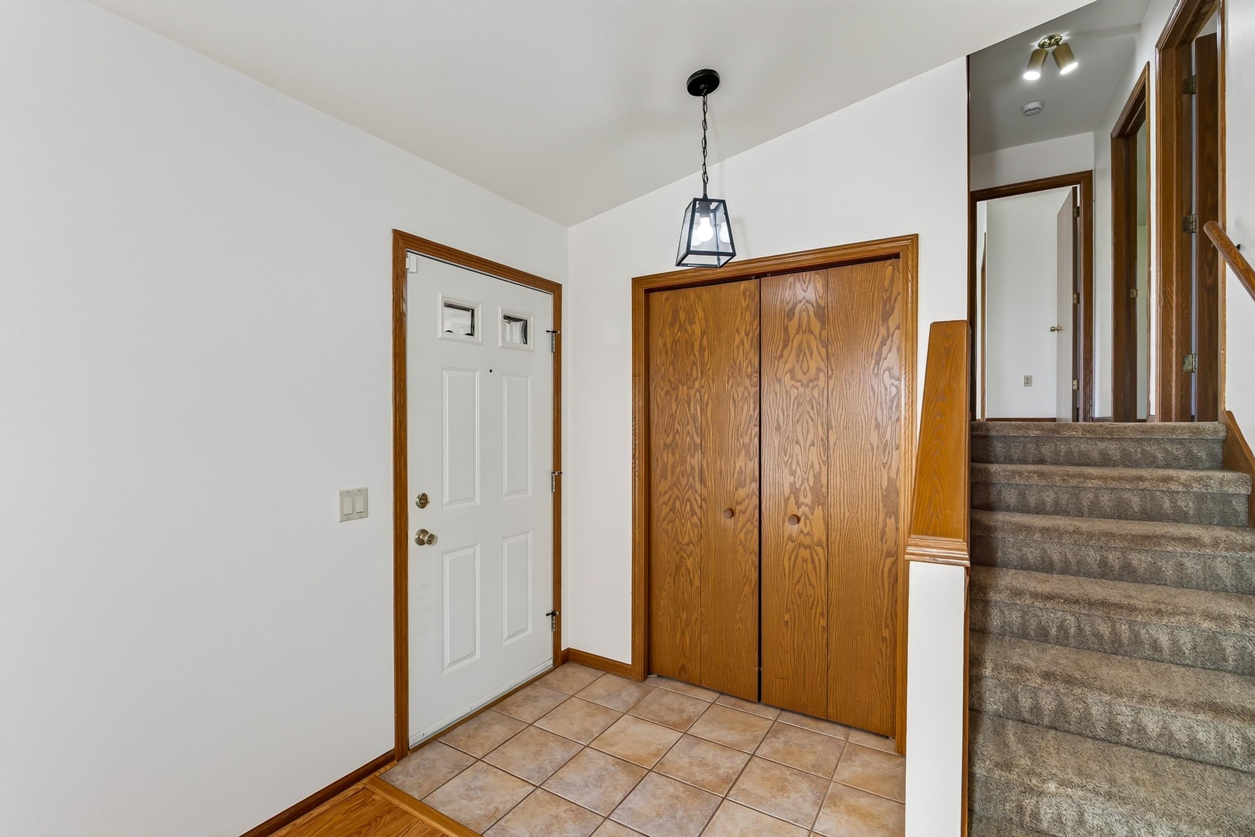 2820 Warner Lane
