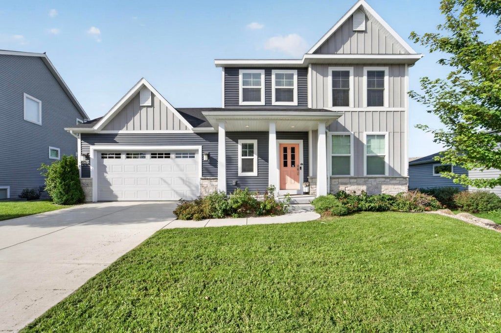 2795828570 Real Estate Search