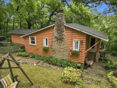 Photo of 9650 N Brown Road, Edgerton, WI 53534 (MLS # 2031657)