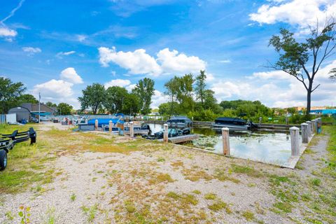 Tiny photo for 1000 Bauman Street, Oshkosh, WI 54901 (MLS # 2008514)