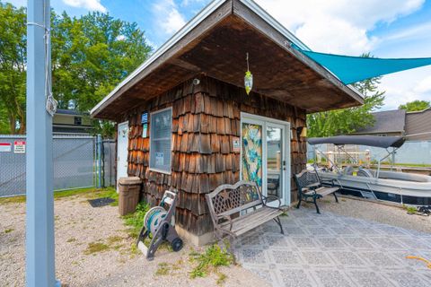 Tiny photo for 1000 Bauman Street, Oshkosh, WI 54901 (MLS # 2008514)