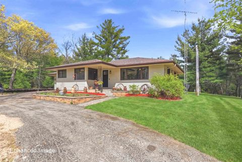 Photo of 550 County Road Z, Nekoosa, WI 54457 (MLS # 2022894)