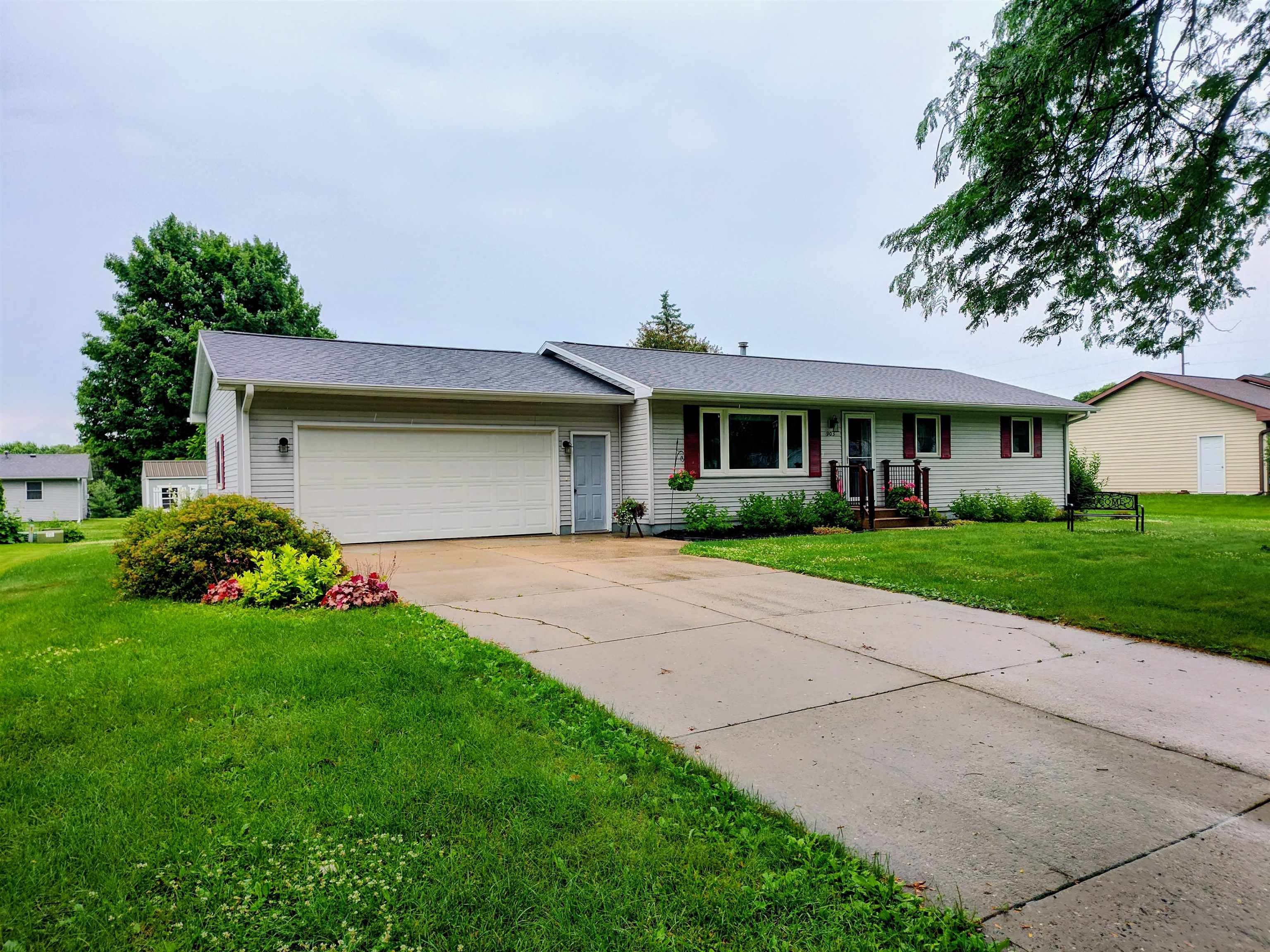 903 East Bluff St Street