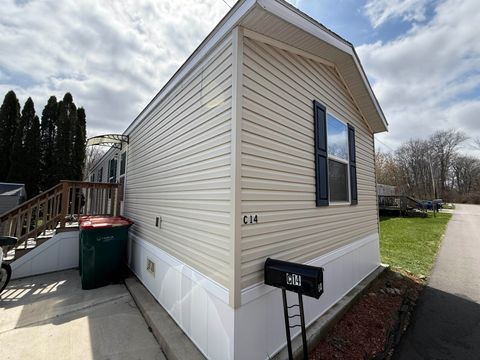 Photo of 8481 5th Avenue, Oak Creek, WI 53154 (MLS # 2020709)