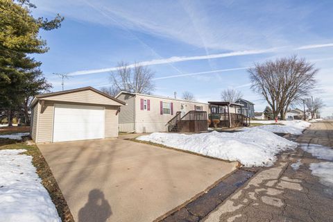 Photo of 623 S Jackson Street, Cuba City, WI 53807 (MLS # 2014233)