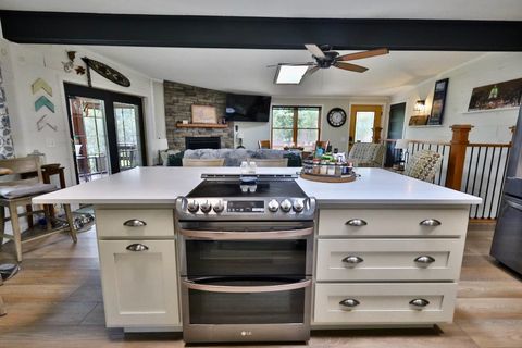 Tiny photo for 913 Kings Way, Nekoosa, WI 54457 (MLS # 2007185)