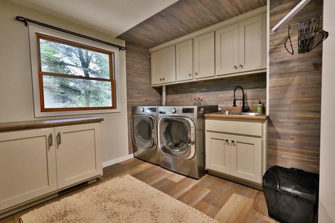 Tiny photo for 913 Kings Way, Nekoosa, WI 54457 (MLS # 2007185)