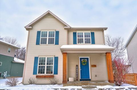 Photo of 3714 Stonebridge Drive, Madison, WI 53719 (MLS # 2015315)