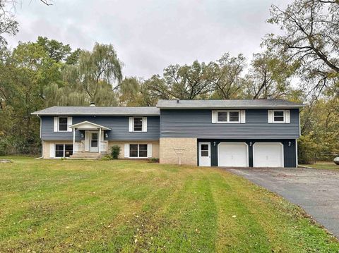 Photo of 6802 W St Lawrence Avenue, Beloit, WI 53511 (MLS # 2010921) Photo of 6802 W St Lawrence Avenue, Beloit, WI 53511 (MLS # 2010921)