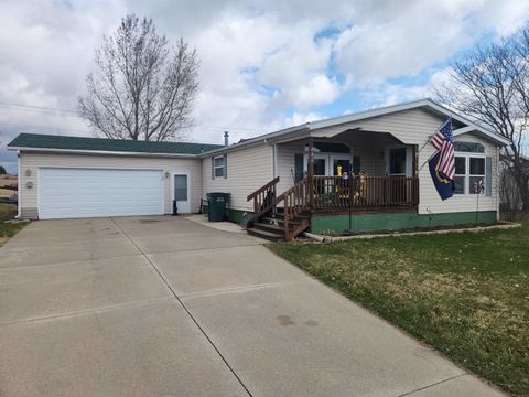 Photo of 440 Red Spruce Avenue, Baraboo, WI 53913 (MLS # 2020005)