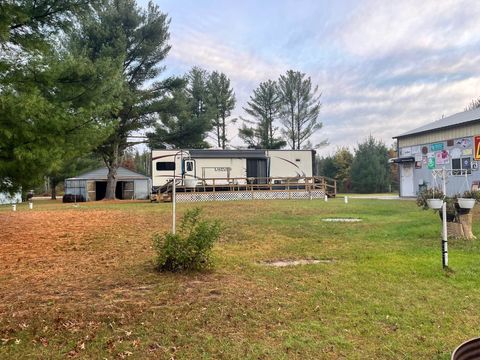 Tiny photo for 991 Bighorn Avenue, Hancock, WI 54943 (MLS # 2010642)