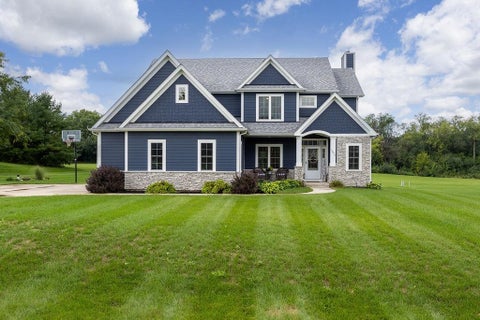 Photo of W4654 Pebble Drive, Elkhorn, WI 53121 (MLS # 2032012)