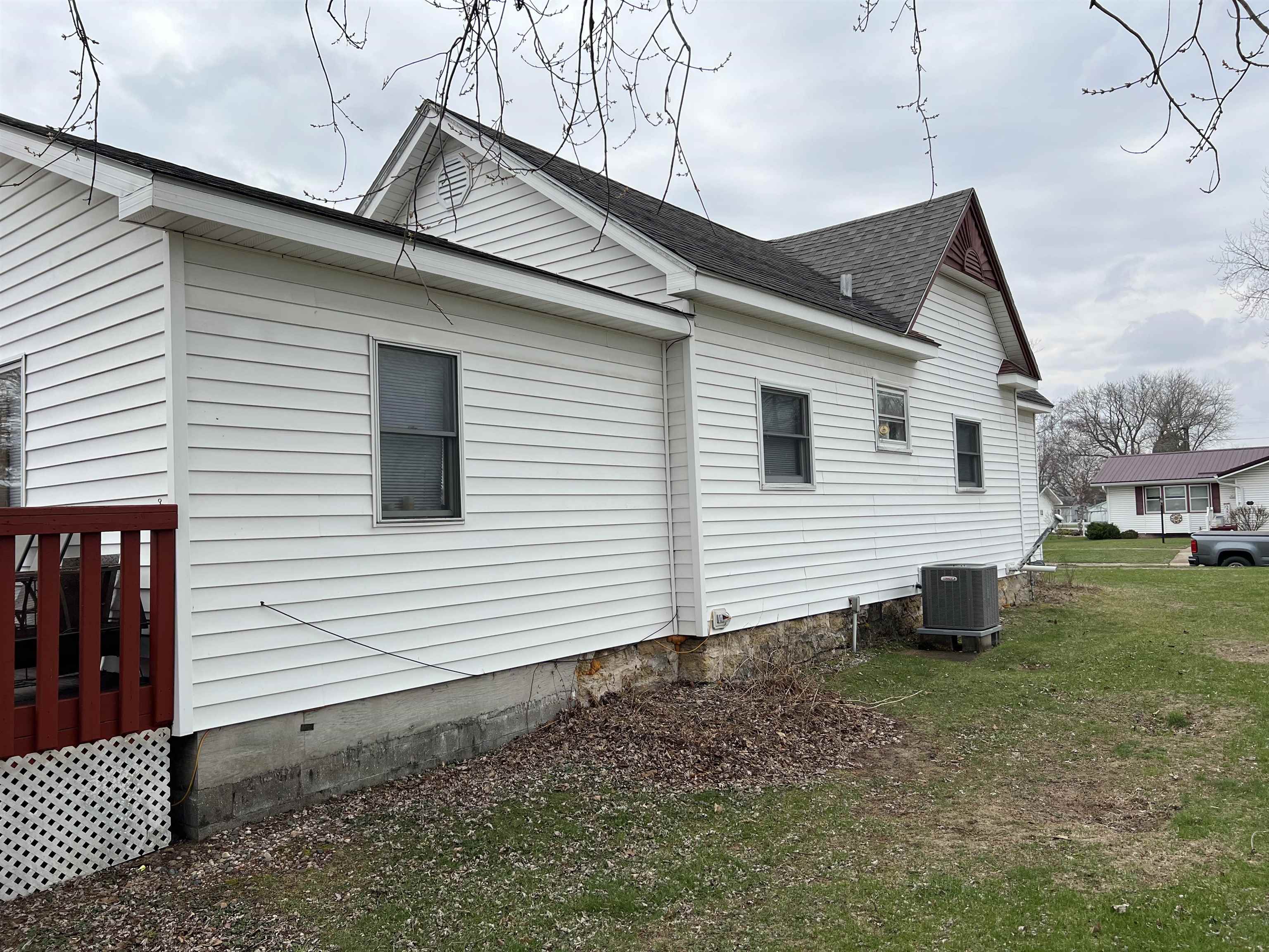 214 N 4th St N 4th Street