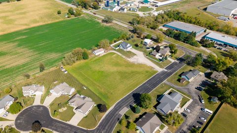 Photo of 2 acres W Blackhawk Drive, Fort Atkinson, WI 53538 (MLS # 2011556)