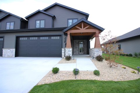 Photo of 365 Ridge View Drive 15 #15, Milton, WI 53563 (MLS # 2012286)