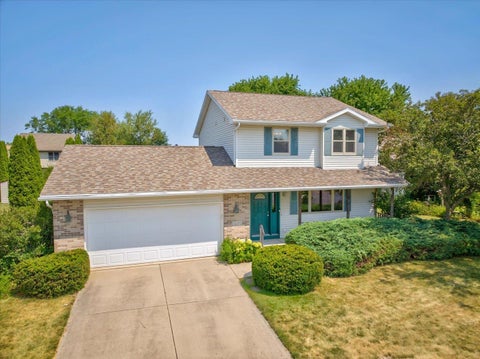 Property photo of 617 Windward Way, Oregon, WI 53575