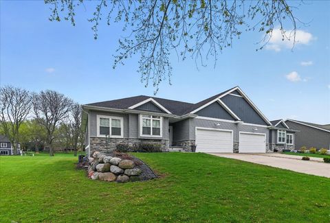 Photo of 4555 Golf Drive, Windsor, WI 53598 (MLS # 2021189)