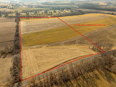 Photo of Lot 18 18.0 Acres Hefty Road, Monticello, WI 53570 (MLS # 2015035)