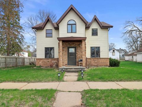 132 E Carroll Street, Portage, WI 53901 - #: 1993536