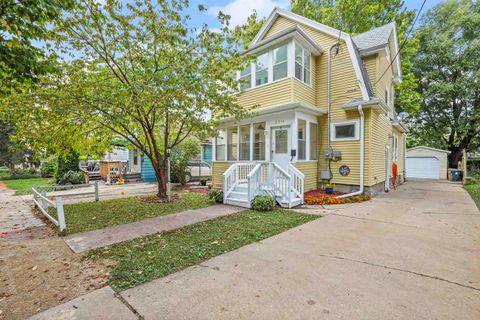 Photo of 2314 Sommers Avenue, Madison, WI 53704 (MLS # 2009495)