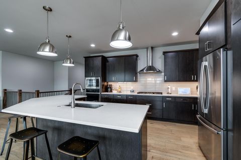 Tiny photo for 409 Peterson Trail, Oregon, WI 53575 (MLS # 2012784)