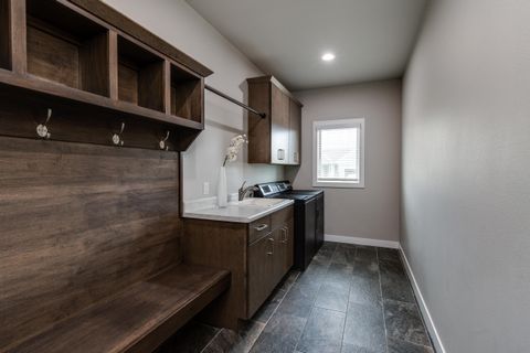 Tiny photo for 409 Peterson Trail, Oregon, WI 53575 (MLS # 2012784)