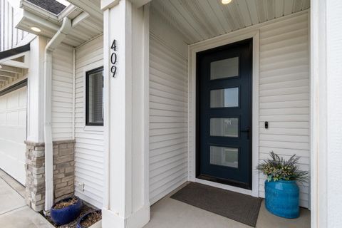 Tiny photo for 409 Peterson Trail, Oregon, WI 53575 (MLS # 2012784)