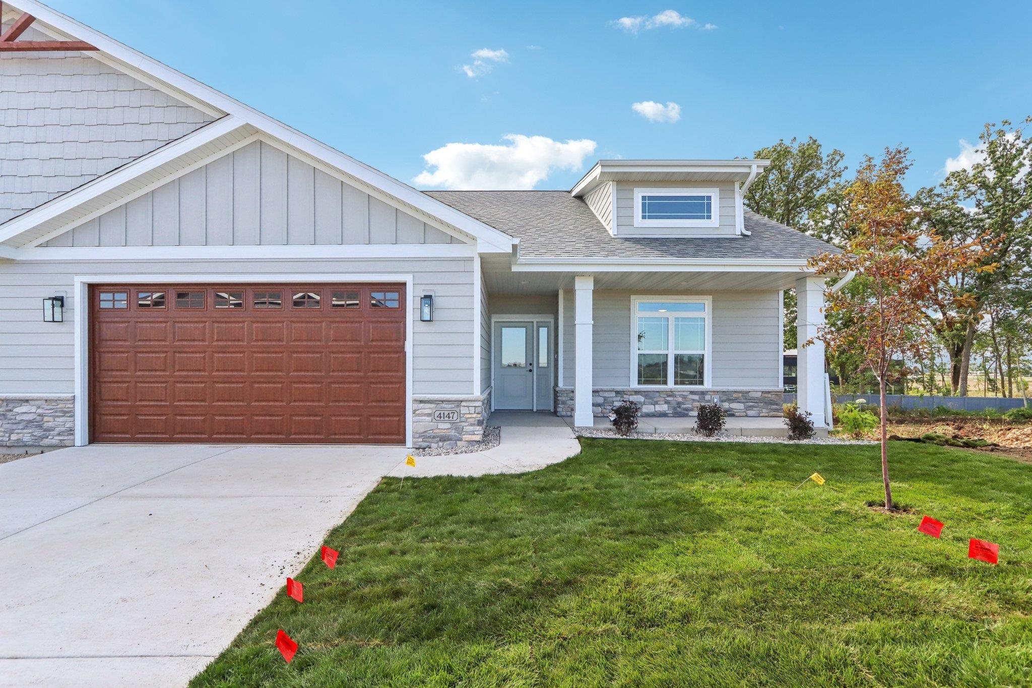 6477 Ridge View Way