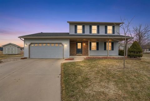 Photo of 500 Larum Lane, Stoughton, WI 53589 (MLS # 2017196)