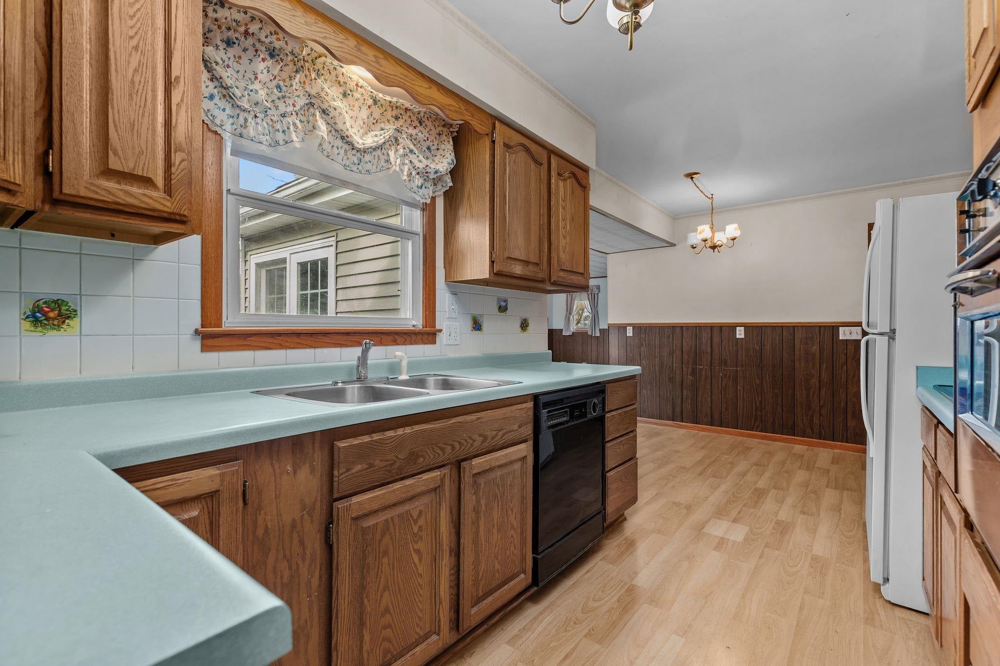 531 Sunrise Lane
