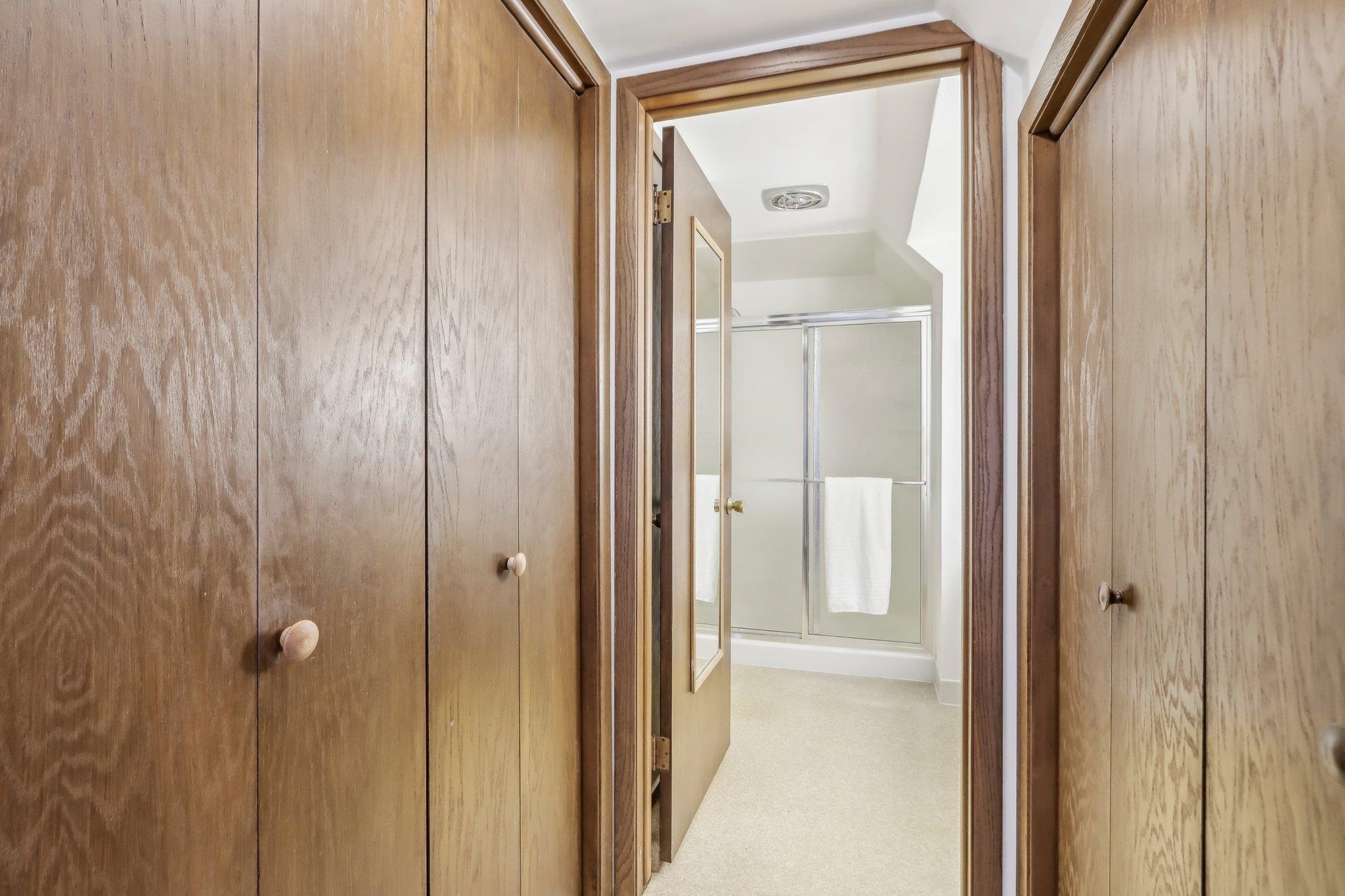 Baraboo, Wisconsin 53913, United States, 4 Bedrooms Bedrooms, ,3 BathroomsBathrooms,Residential,Active,19158