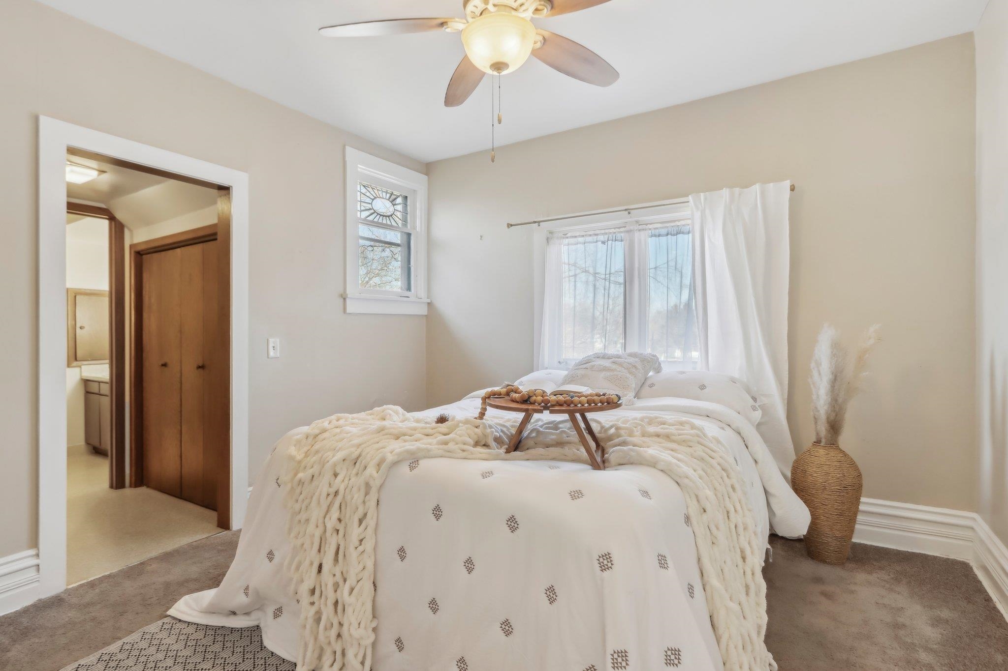 Baraboo, Wisconsin 53913, United States, 4 Bedrooms Bedrooms, ,3 BathroomsBathrooms,Residential,Active,19158