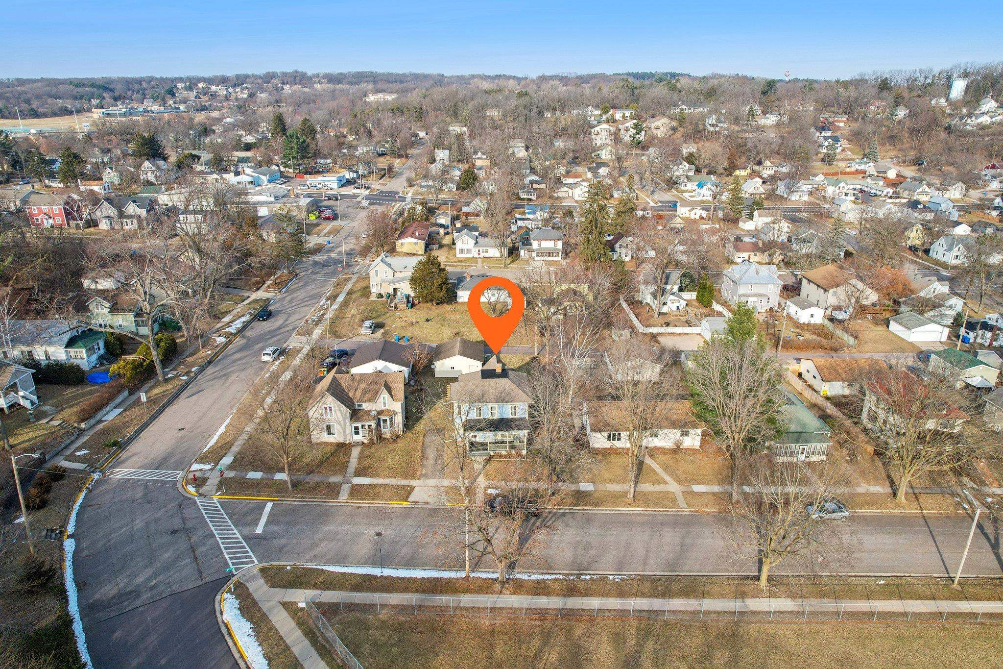 Baraboo, Wisconsin 53913, United States, 4 Bedrooms Bedrooms, ,3 BathroomsBathrooms,Residential,Active,19158