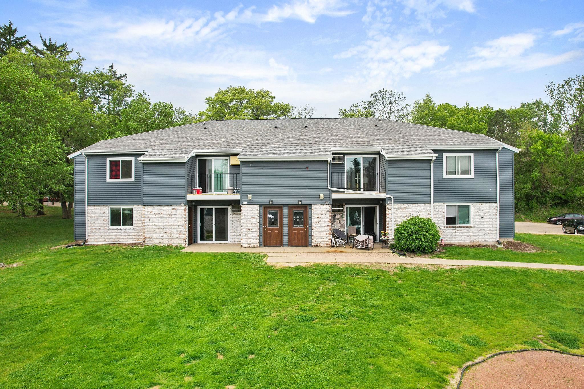 305 Whispering Pines Way
