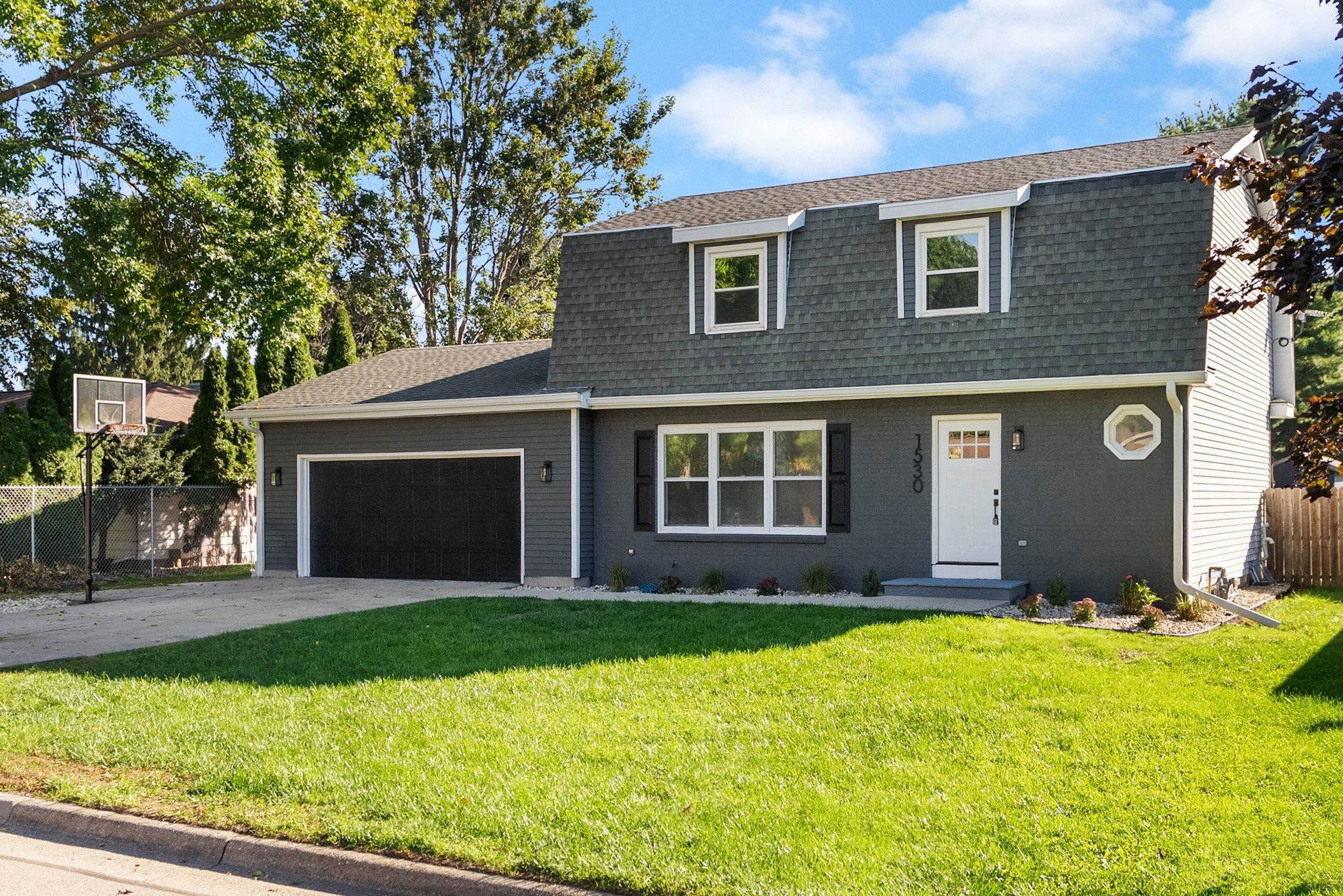 1530 Meadowlark Drive
