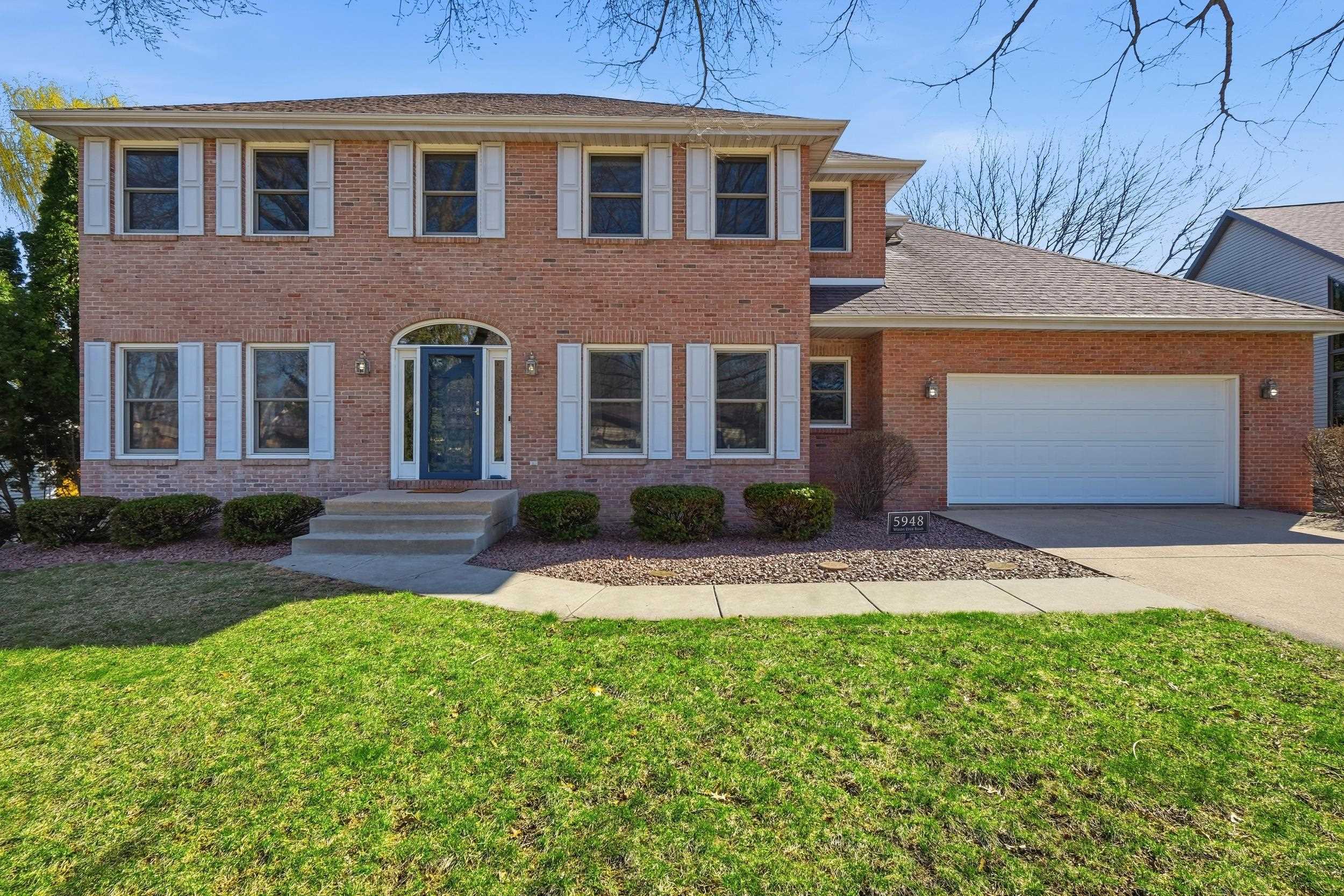 5948 Woods Edge Road