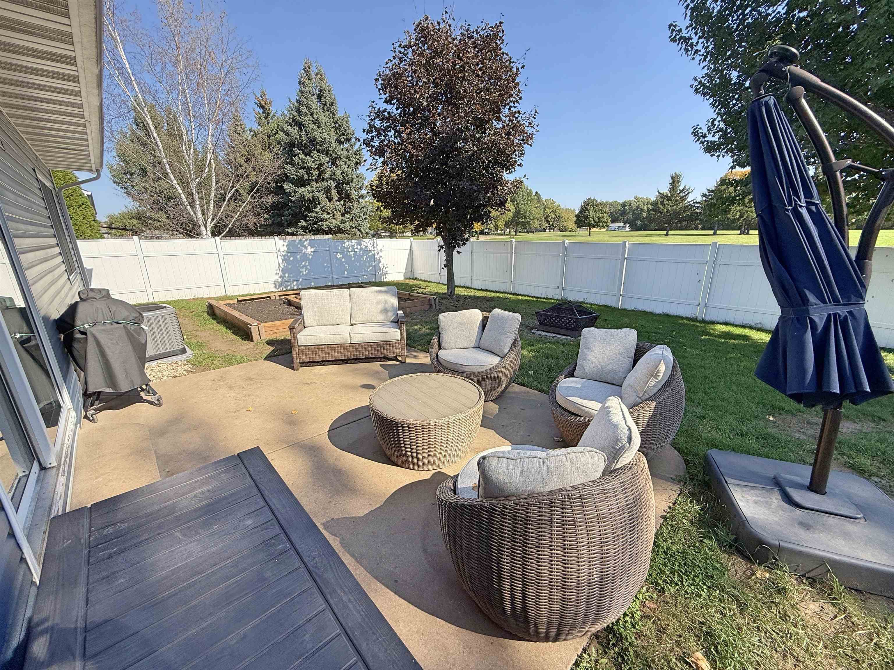 2335 Garden Drive