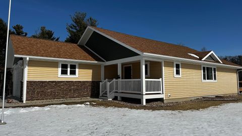 Photo of 410 Glen Becker Court, Wisconsin Dells, WI 53965 (MLS # 2017319)