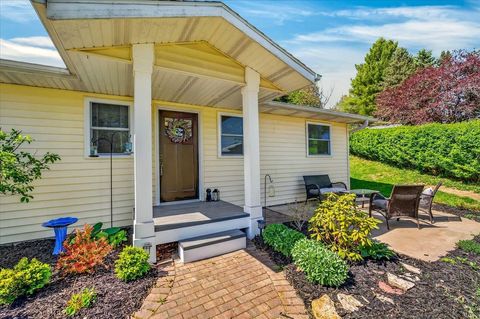 Photo of 325 Heidi Court, New Glarus, WI 53574 (MLS # 2023549)