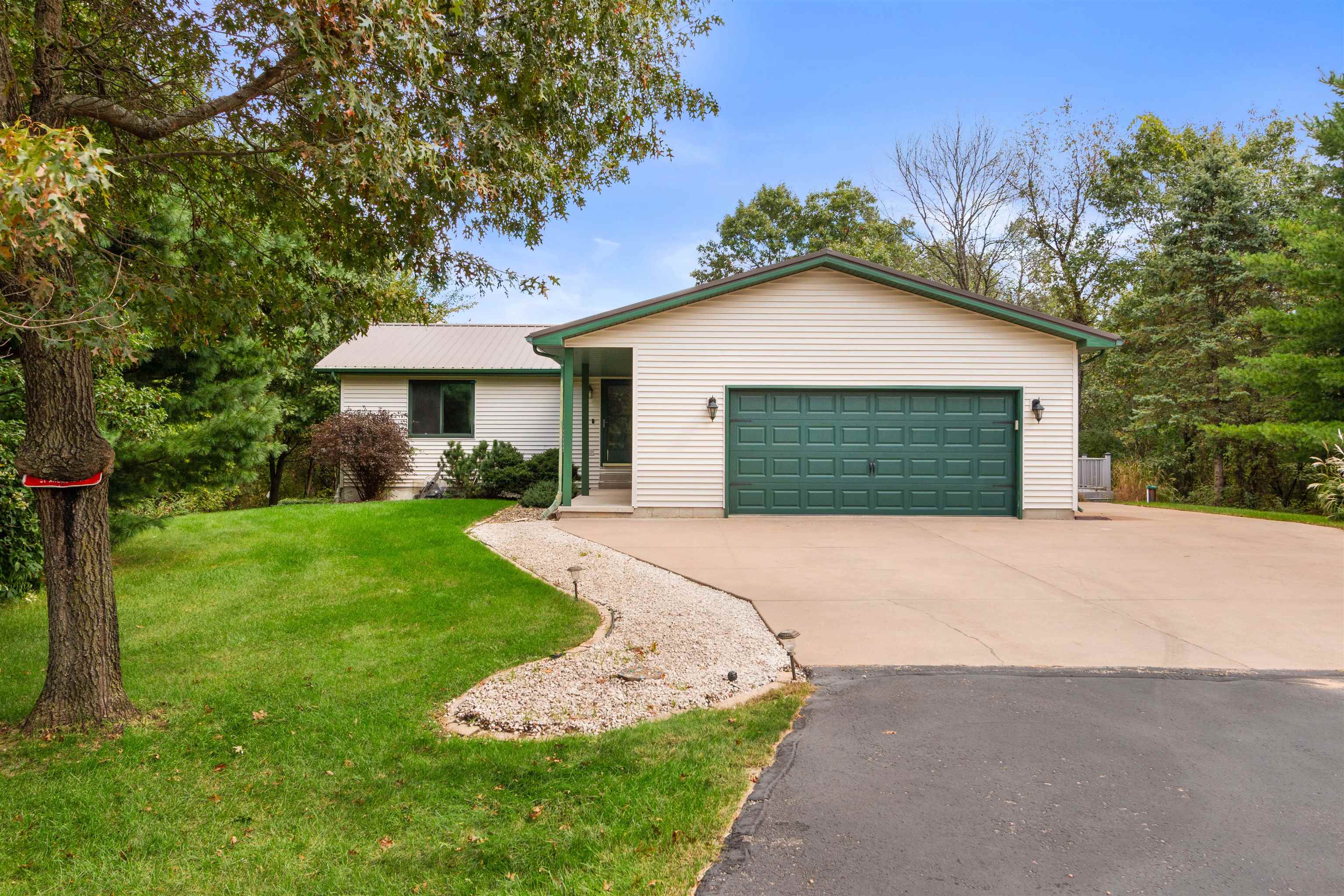 430 St Andrews Trail