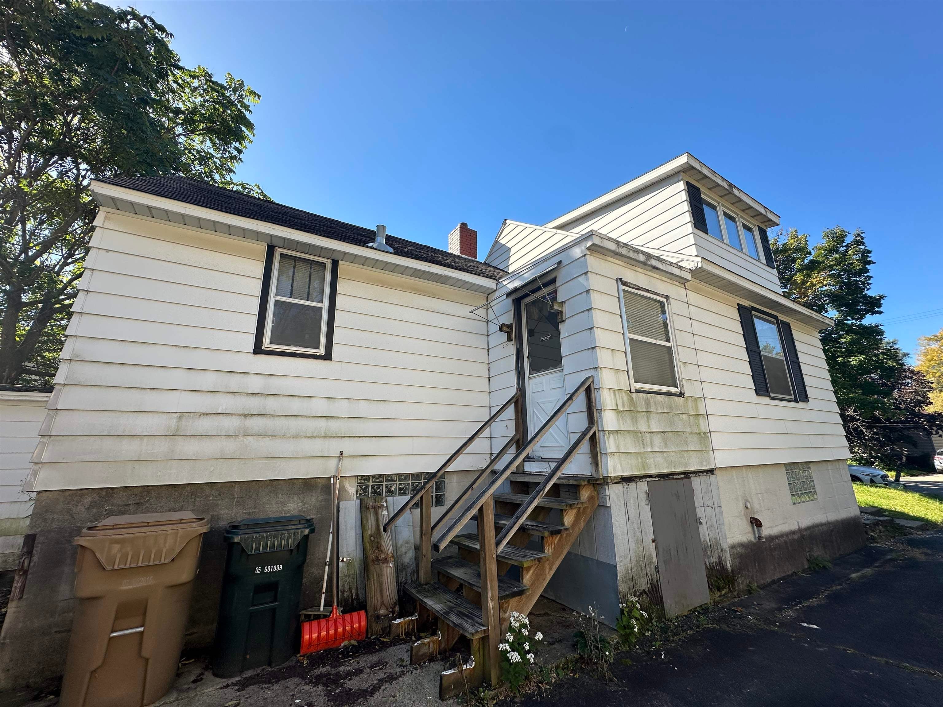 525 McCormick Avenue