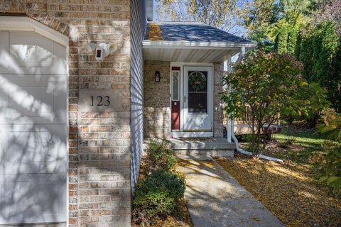 Photo of 123 W Windsor Avenue, Cottage Grove, WI 53527 (MLS # 2033850)