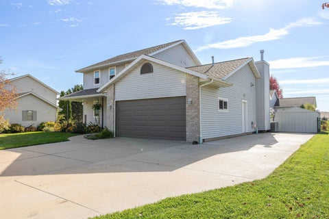 Photo of 750 Leeward Lane, Oregon, WI 53575 (MLS # 2035500)