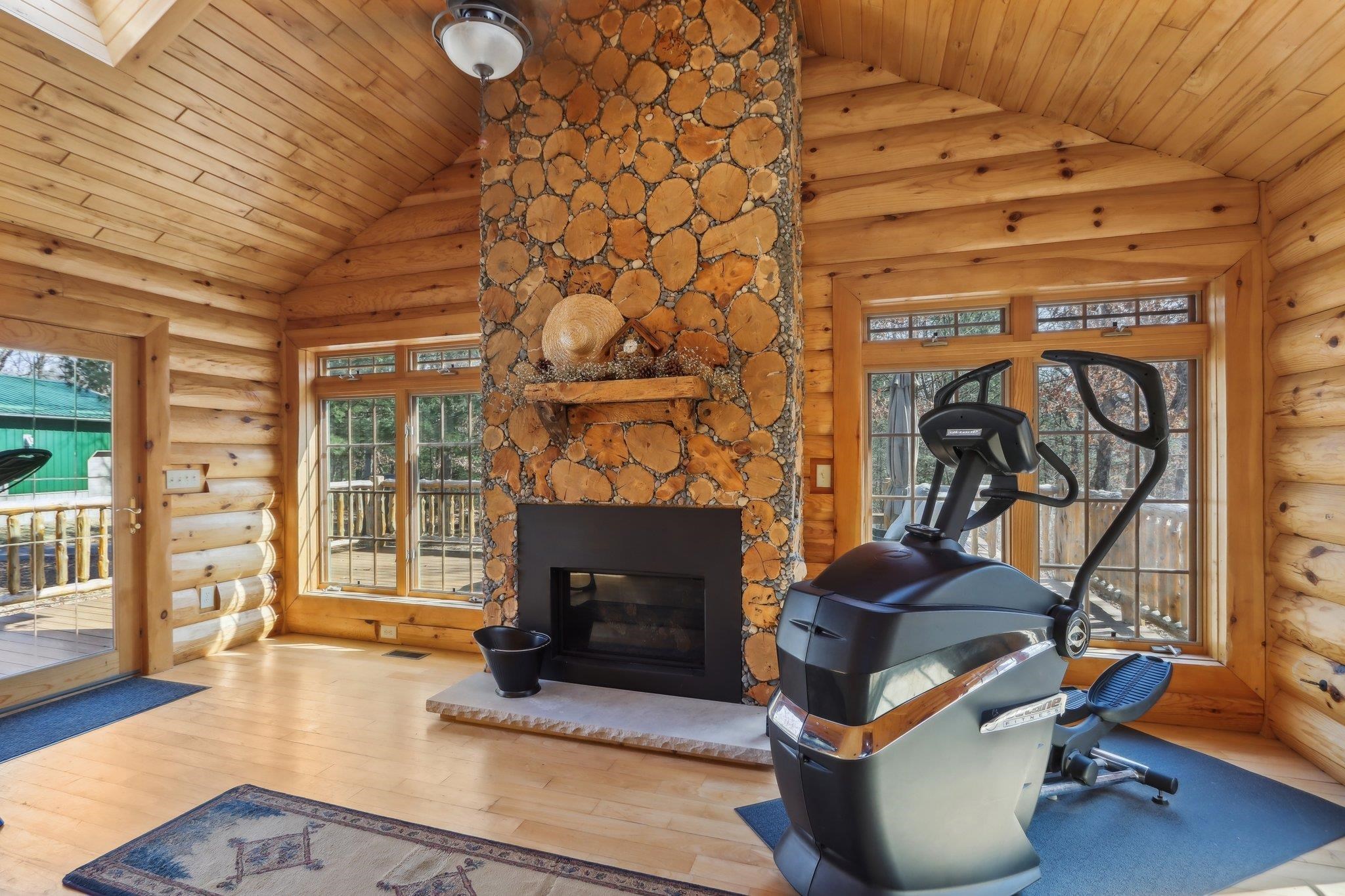 Reedsburg, Wisconsin 53959, United States, 4 Bedrooms Bedrooms, ,5 BathroomsBathrooms,Residential,Active,91169