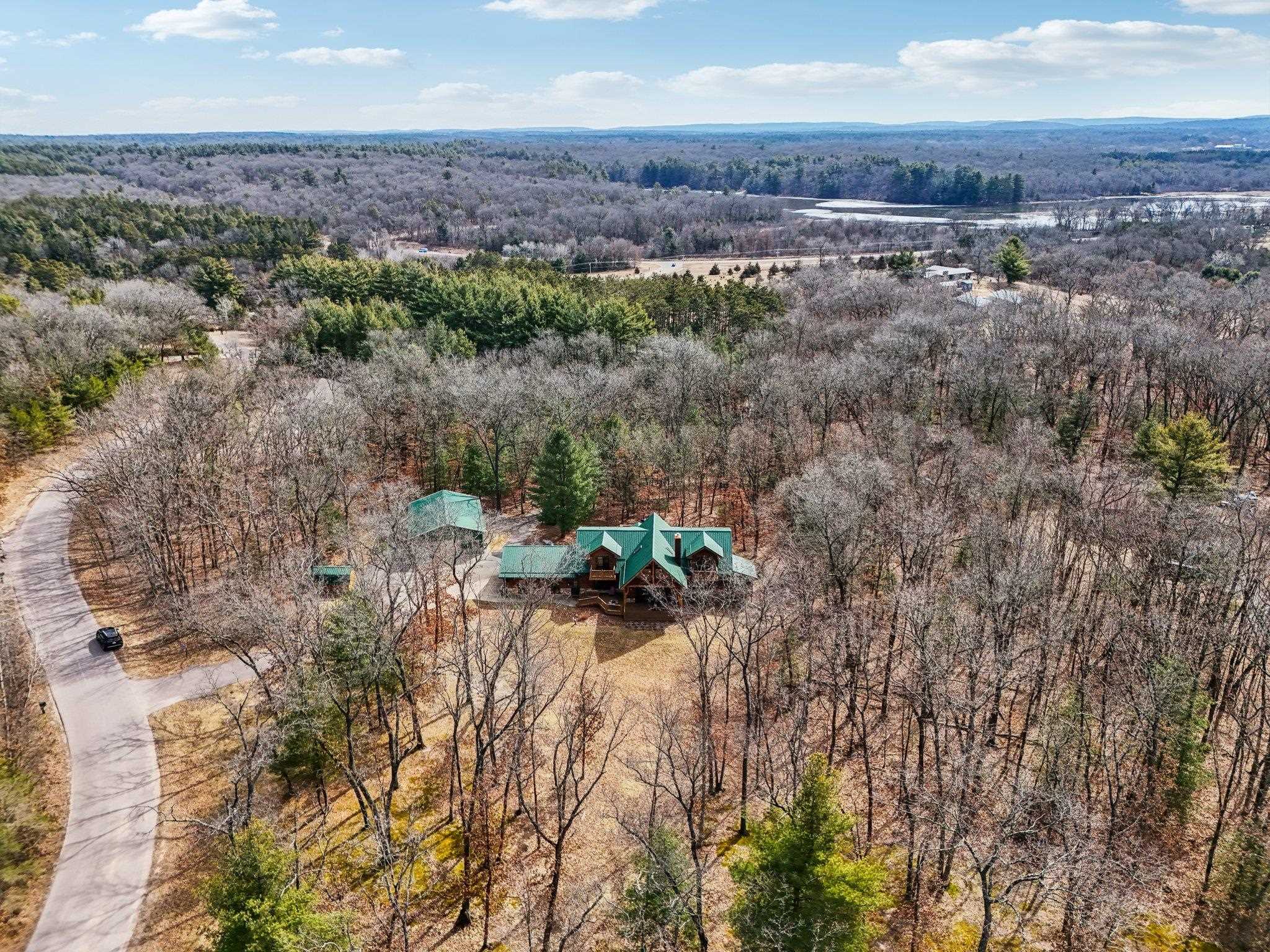 Reedsburg, Wisconsin 53959, United States, 4 Bedrooms Bedrooms, ,5 BathroomsBathrooms,Residential,Active,91169