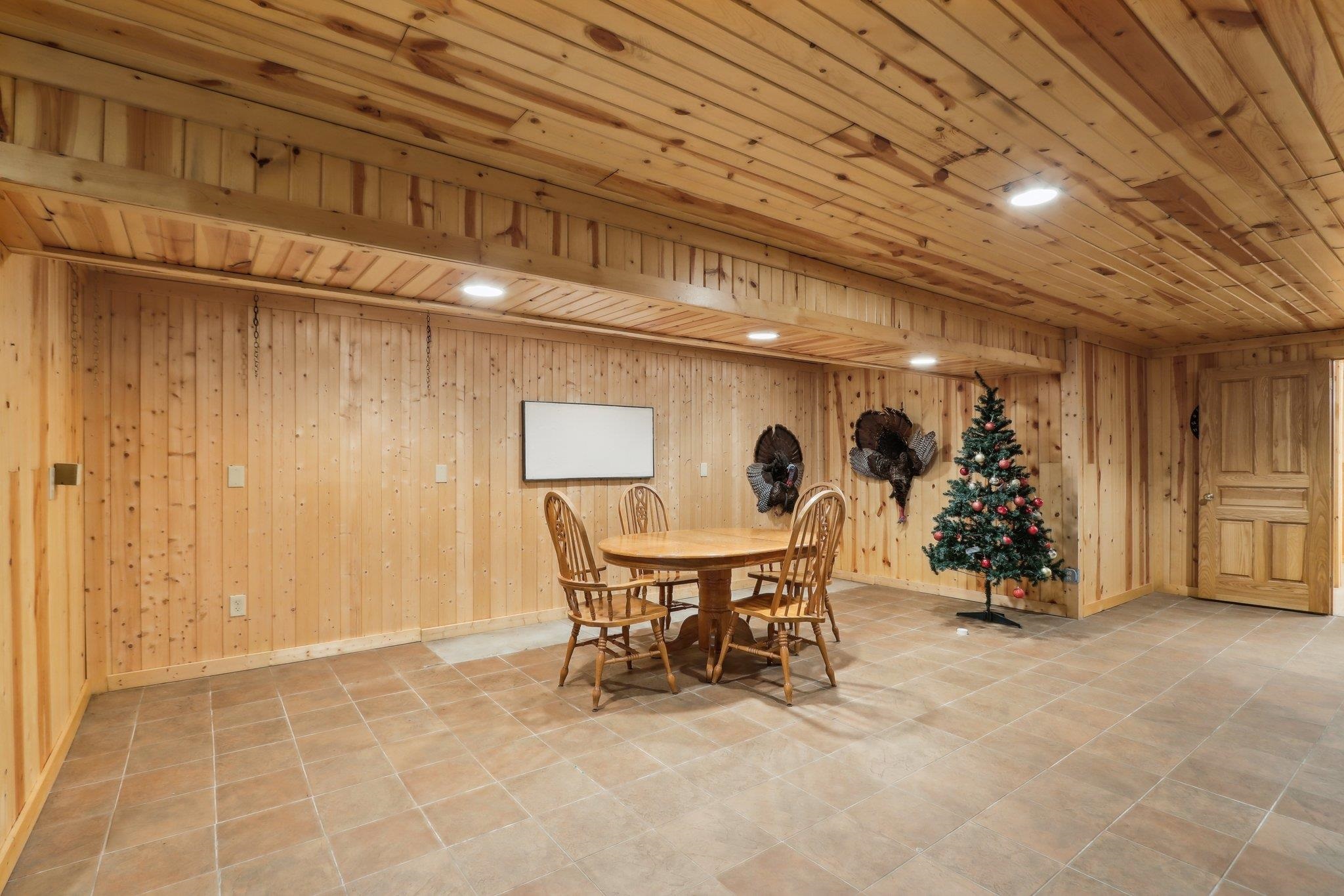 Reedsburg, Wisconsin 53959, United States, 4 Bedrooms Bedrooms, ,5 BathroomsBathrooms,Residential,Active,91169