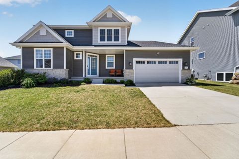 Photo of 606 Tawny Elm Parkway, Verona, WI 53593 (MLS # 2025173)