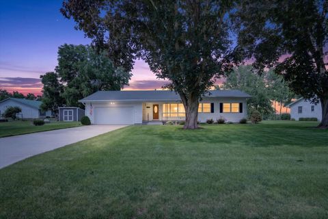 Photo of 303 E Howe Street, Orfordville, WI 53576 (MLS # 2026575)